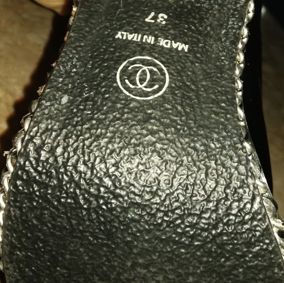 Chanel black patent boots,calf leather a - Picture 4 of 8